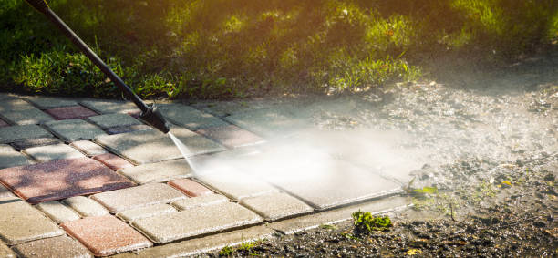 Best Roof Washing  in Lowell, MA